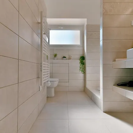 公寓 Refait A Neuf, Proche Et Centre Ville- Ajaccio-parc Berthaut